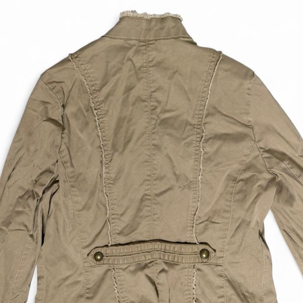 Unavailable - Picture 4 of 8